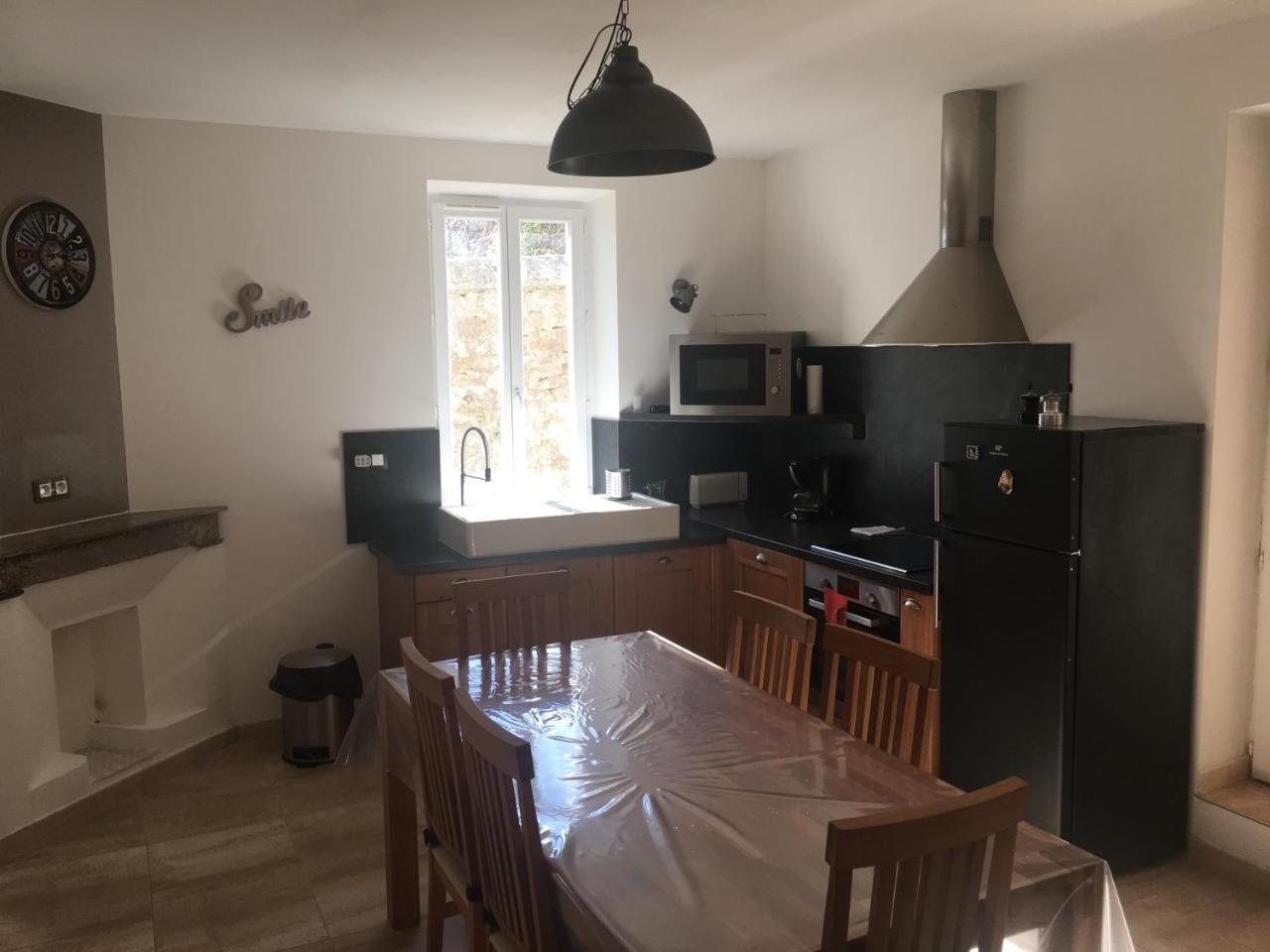 La Maison De Salavas Apartment
